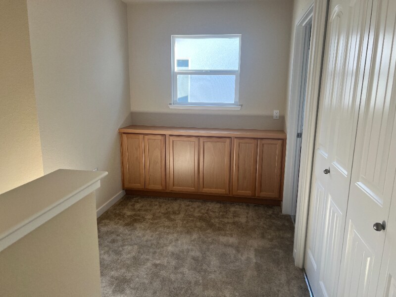 Building Photo - 431 Tandoori Wy