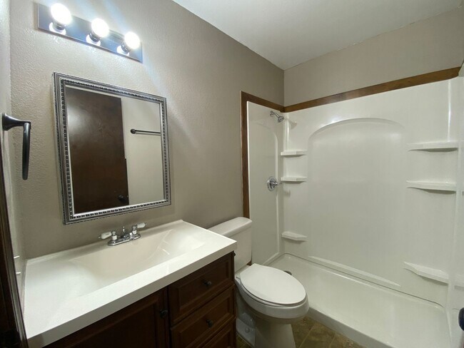 Building Photo - 4725 S Shallow Brook Dr