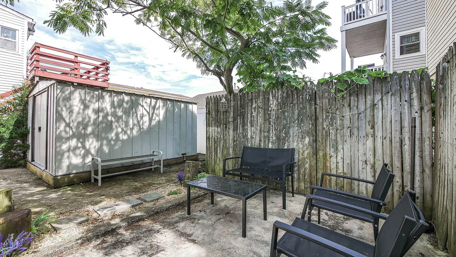 Building Photo - 201 N Portland Ave