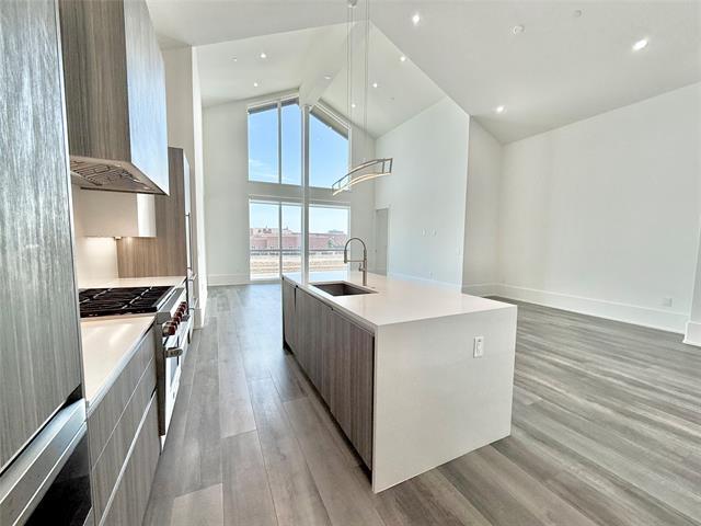 Building Photo - 3525 Normandy Ave