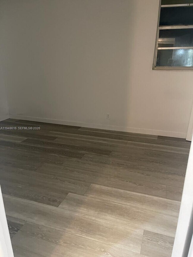 Building Photo - 4550 NW 9th St