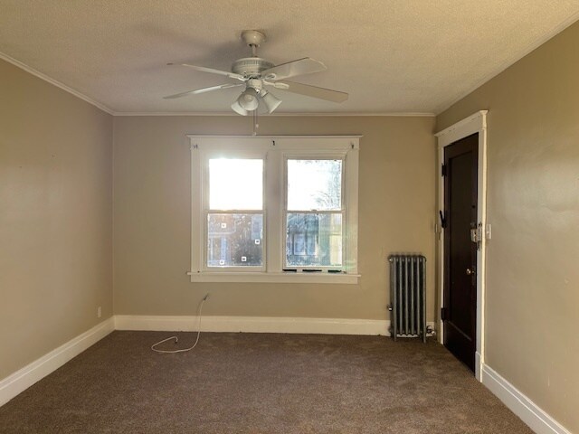 Building Photo - 300 Roesch Ave