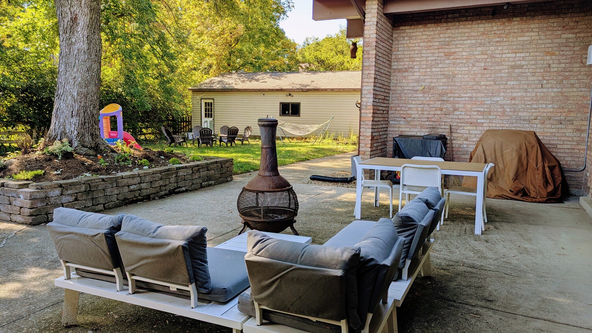 Building Photo - 550 Valewood Ln