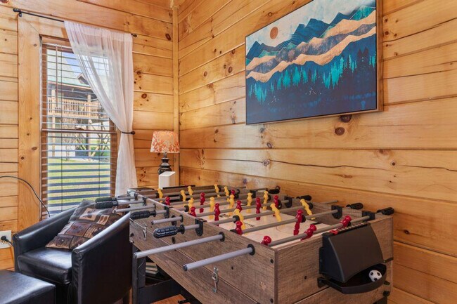 Building Photo - 1844 Trout Way