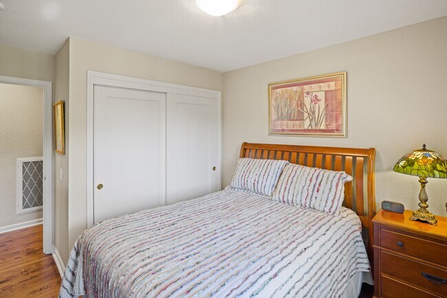 Building Photo - 3035 Ribera Rd