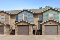 Building Photo - 1723 A THISTLEWOOD DR  CLARKSVILLE , TN 37042