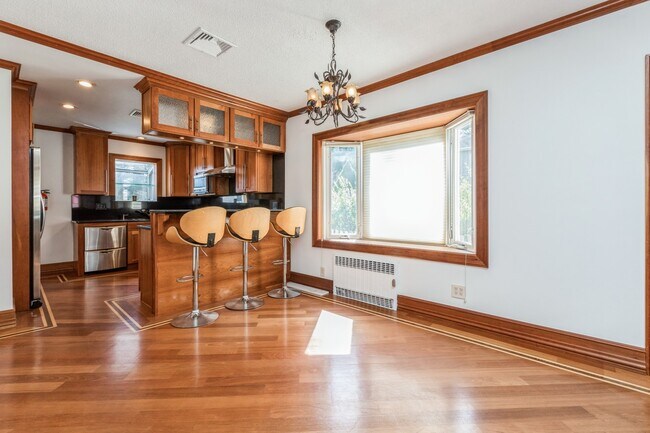 Building Photo - 34 Glenview Terrace