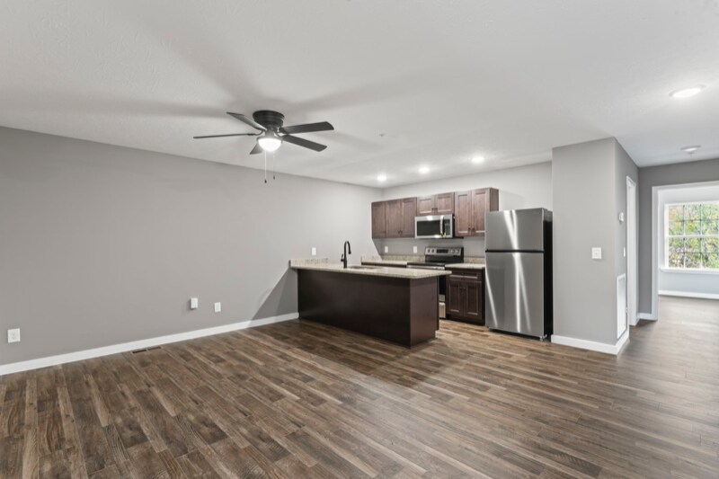 Building Photo - 139Dixon Dr