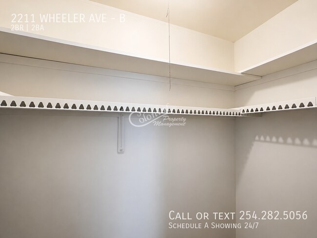 Building Photo - 2211 Wheeler Ave