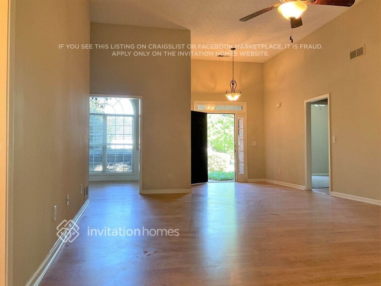 Building Photo - 315 Meadow Gate Ct