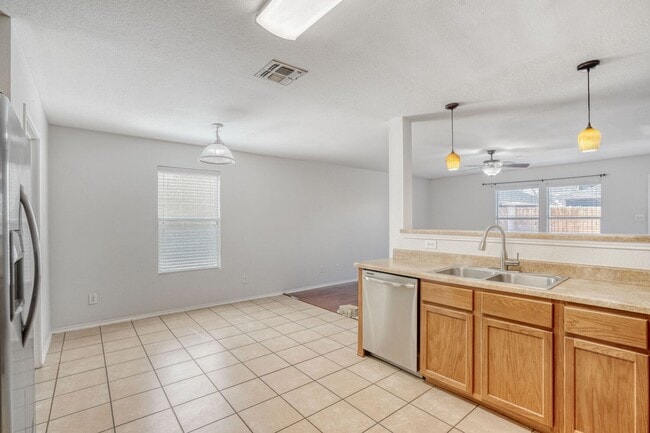 Building Photo - Charming & Spacious 4 Bedroom 2 and Half bath Home with Open Living, Modern Updates, and Private ...