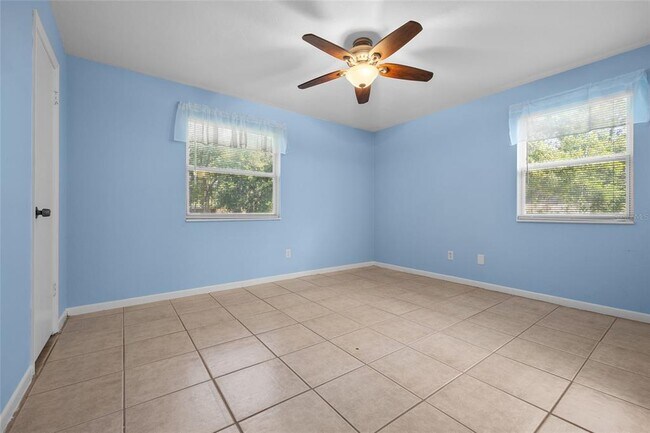 Building Photo - 4219 NW 30th Ter