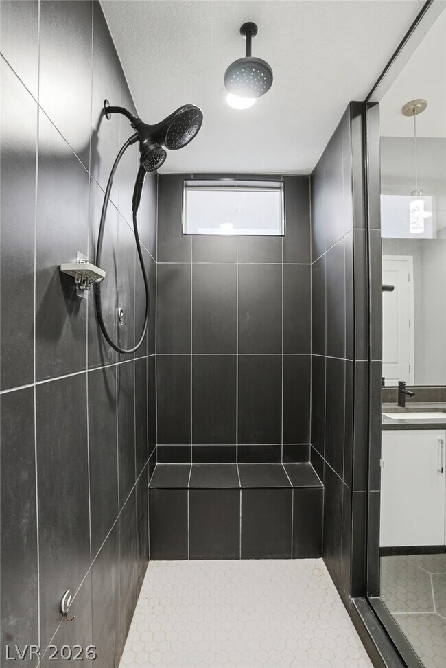 Building Photo - 2604 Evolutionary Ln