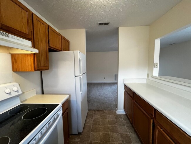 Building Photo - 1031 Ancestry Dr