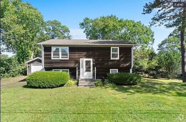 Building Photo - 65 Alder Rd