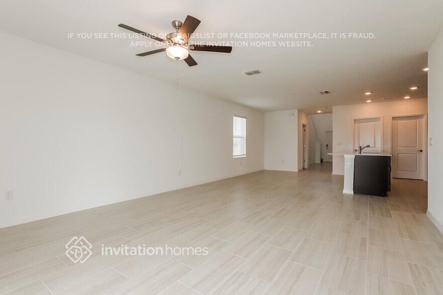 Building Photo - 13307 Sunset Sapphire Ct