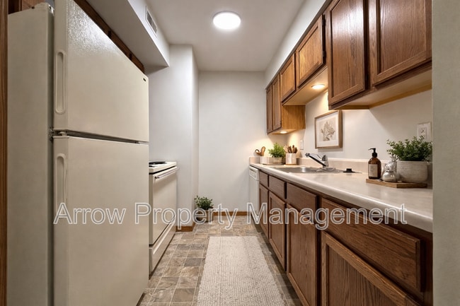 Building Photo - 1421 D St