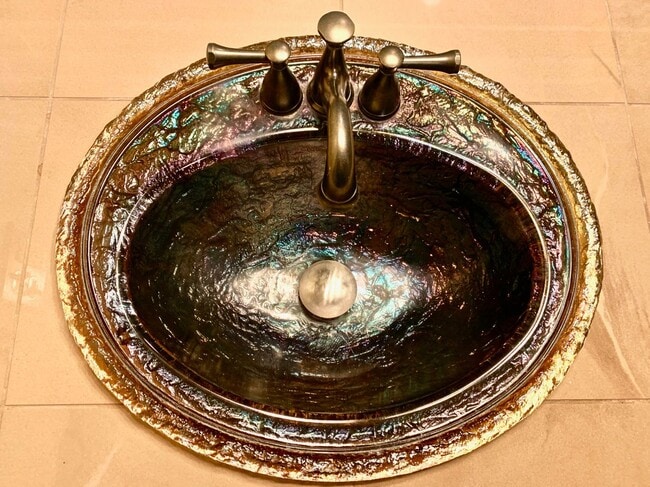 Building Photo - 110 W Huntington Ave