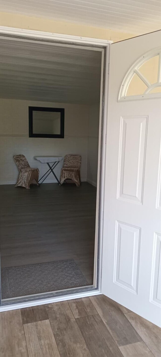 Building Photo - 4510 Granada Ave