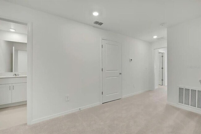 Building Photo - 36144 Risa Michele St