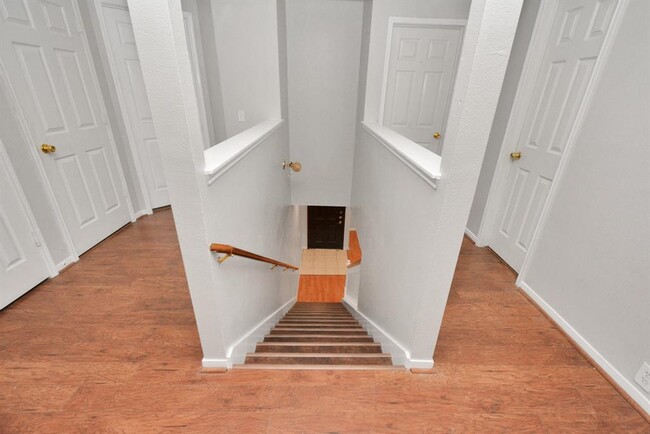 Building Photo - 20026 Cypresswood Glen