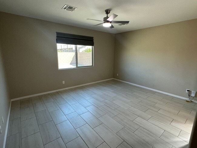 Building Photo - Corner Lot, RV Gate and Garage, Single Lev...