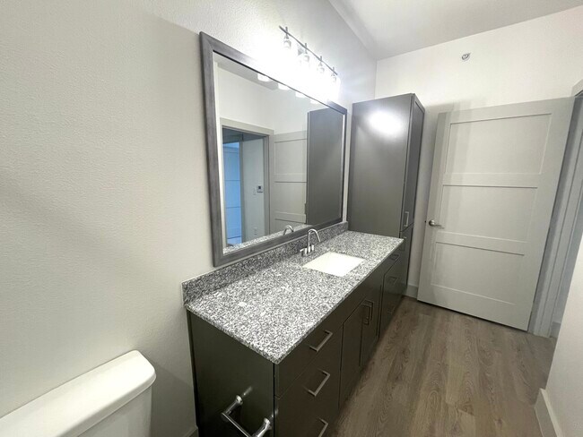 Building Photo - 4320 S Legacy Dr