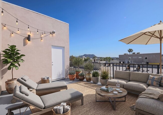 Building Photo - Luxury 2026 Townhomes with Massive Bedrooms + Decks with Views