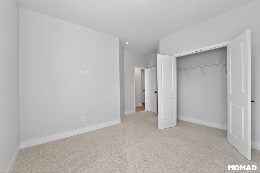 Building Photo - 8207 Houser St