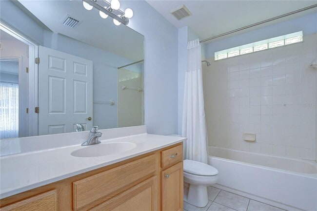 Building Photo - 6010 Skylarkcrest Dr