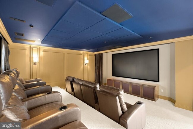 Building Photo - 622 Ponte Villas N