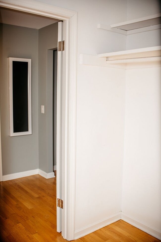 Building Photo - 1449 Jill Dr