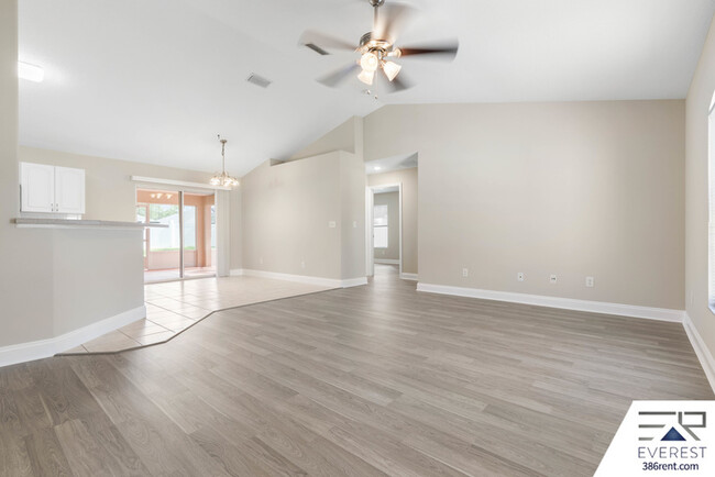 Building Photo - 30 Red Mill Dr