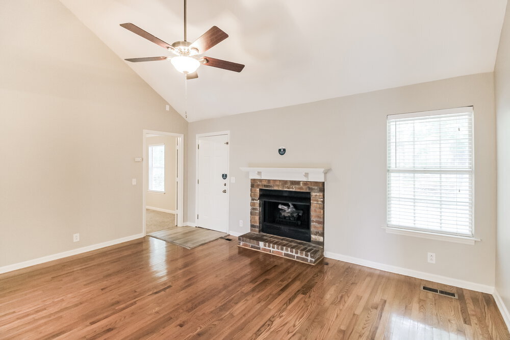 Building Photo - 3724 Belle Oaks Dr