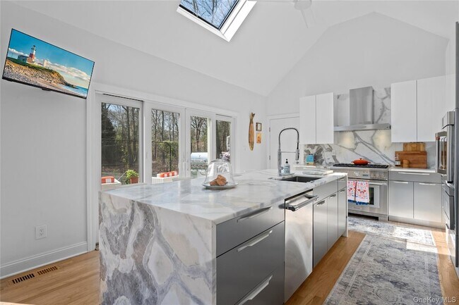 Building Photo - 38 Pheasant Run