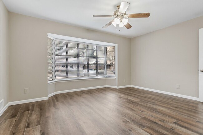 Building Photo - 7551 Brentcove Cir