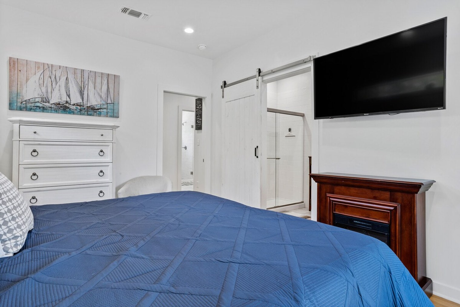 Building Photo - 111 Eleanor Ave