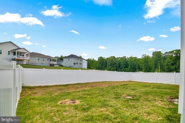 Building Photo - 3148 White Tail Dr