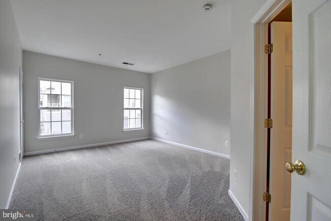 Building Photo - 20261 Owings Terrace