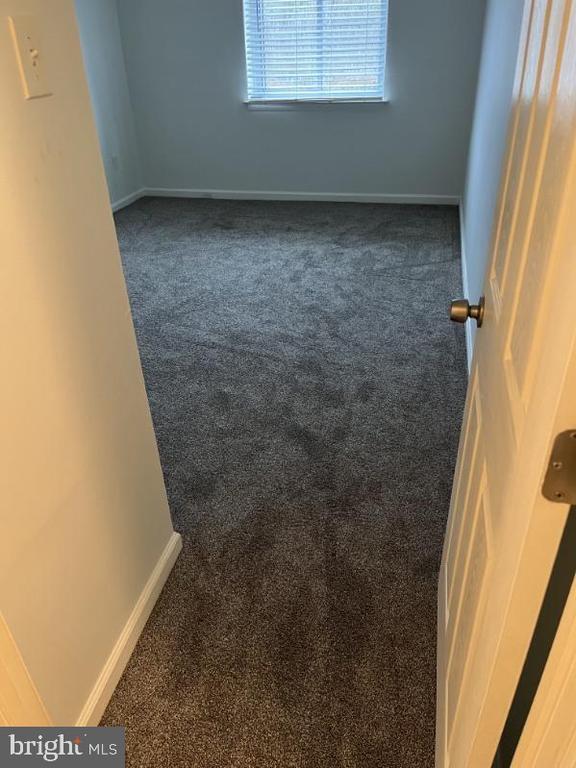 Building Photo - 5416 Valley Green Dr