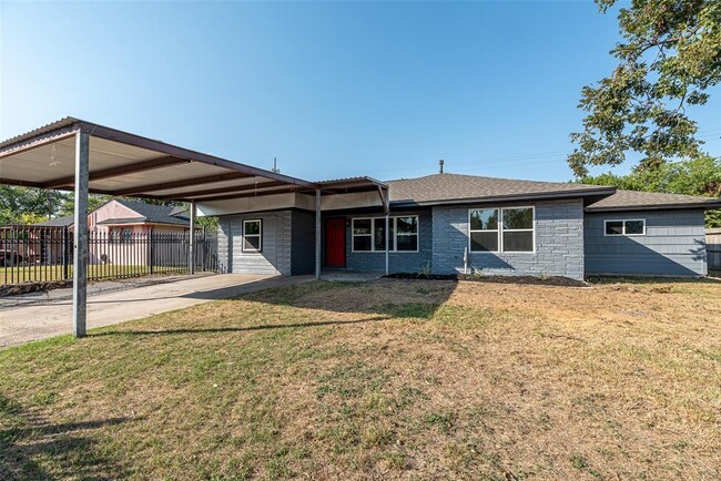 Building Photo - 8658 Sonneville Dr