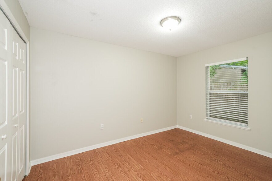 Building Photo - 17036 Lixberry Way