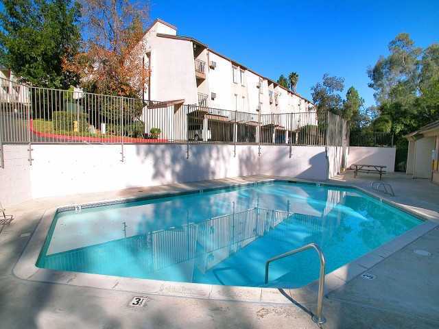 Building Photo - 7504 Parkway Dr