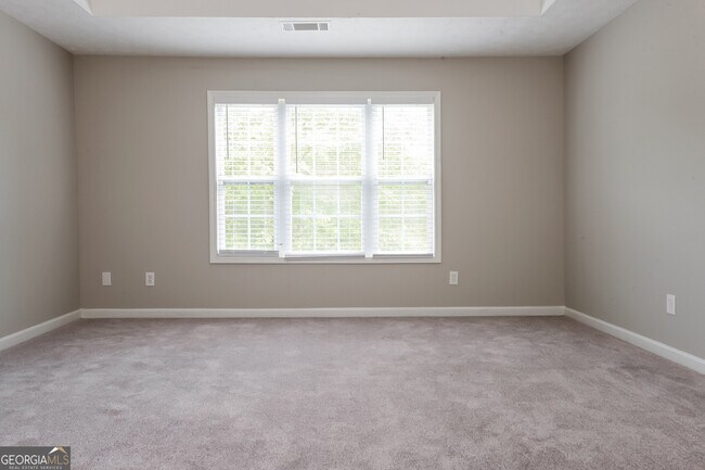 Building Photo - 144 Leguin Forest Dr