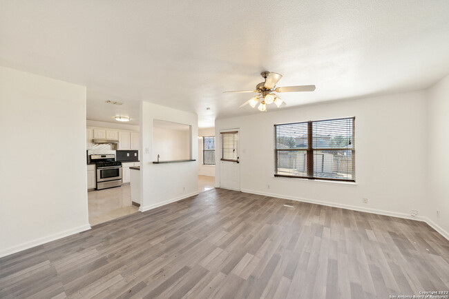 Building Photo - 5519 Red Canyon