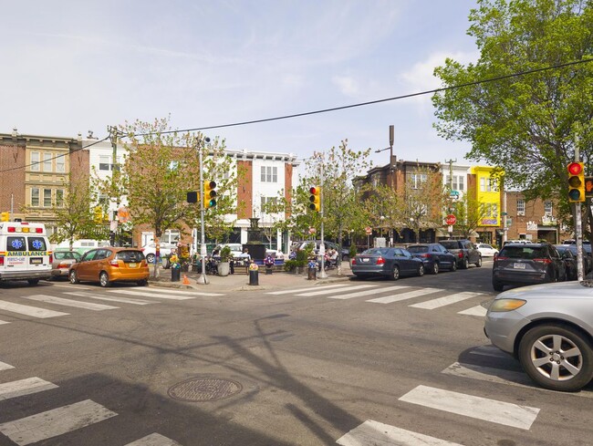Building Photo - 1029 Fernon St