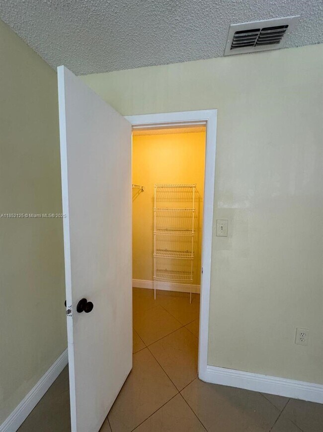 Building Photo - 2238 SW 81st Ave