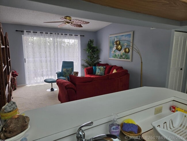 Building Photo - 2516 SE Anchorage Cove