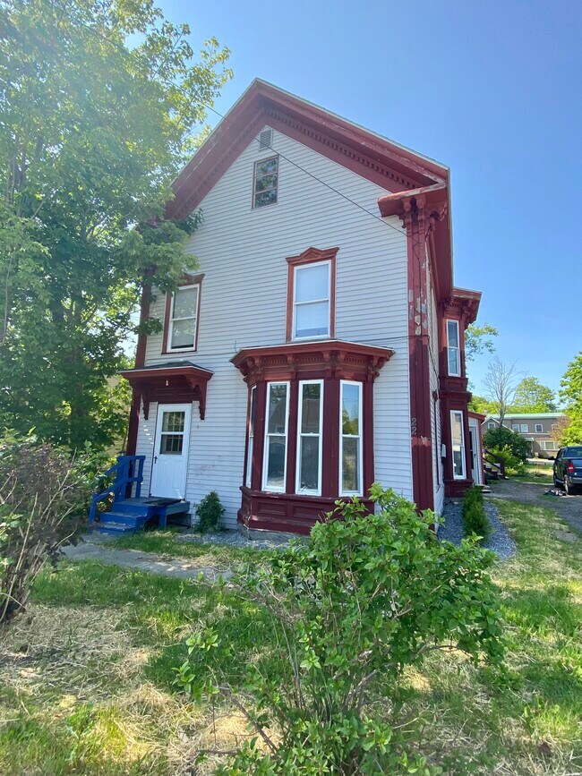 22 Windsor St 22 Windsor St Randolph ME 04346 Apartment Finder