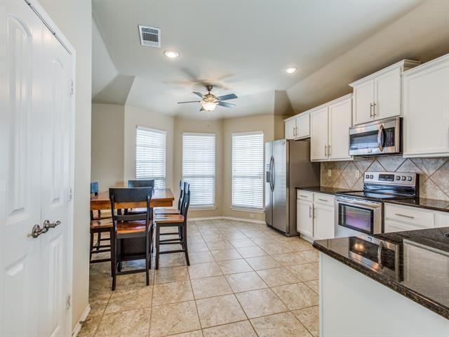 Building Photo - 840 English Ivy Dr